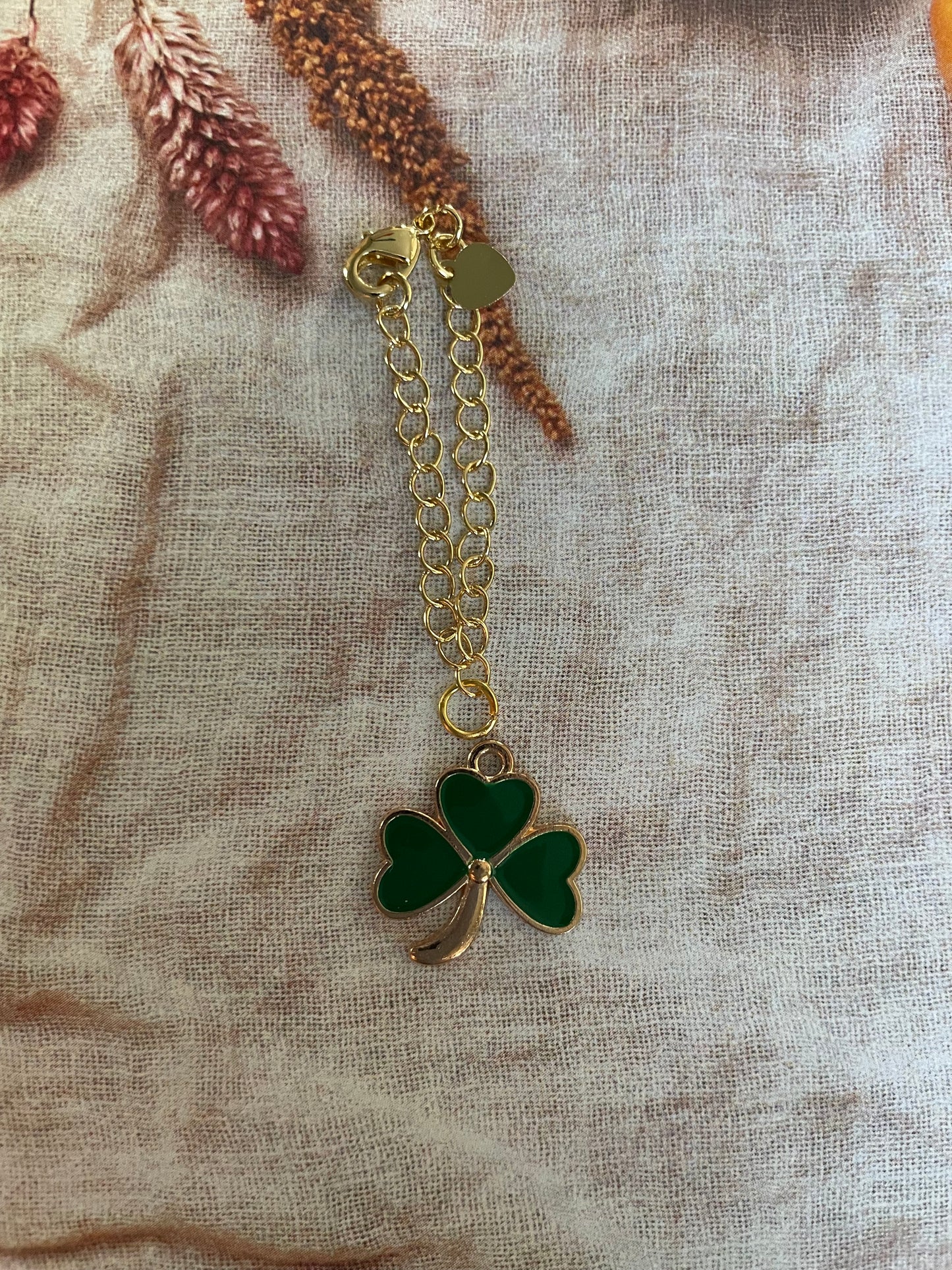 Heart 3 leaf clover